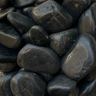  High Gloss Black Pebbles 20-40mm - Bag 20Kg